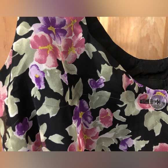 Anna Sui floral spring/summer dress. - Picture 8 of 8